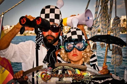 Fiestas en Barco en Ibiza divertidas, originales y unicas - Imagen 8