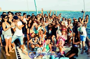 Fiestas en Barco en Ibiza divertidas, originales y unicas