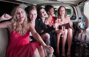 Glamour Fashion Night Granada: Cena + Show + Palco VIP + Limusina
